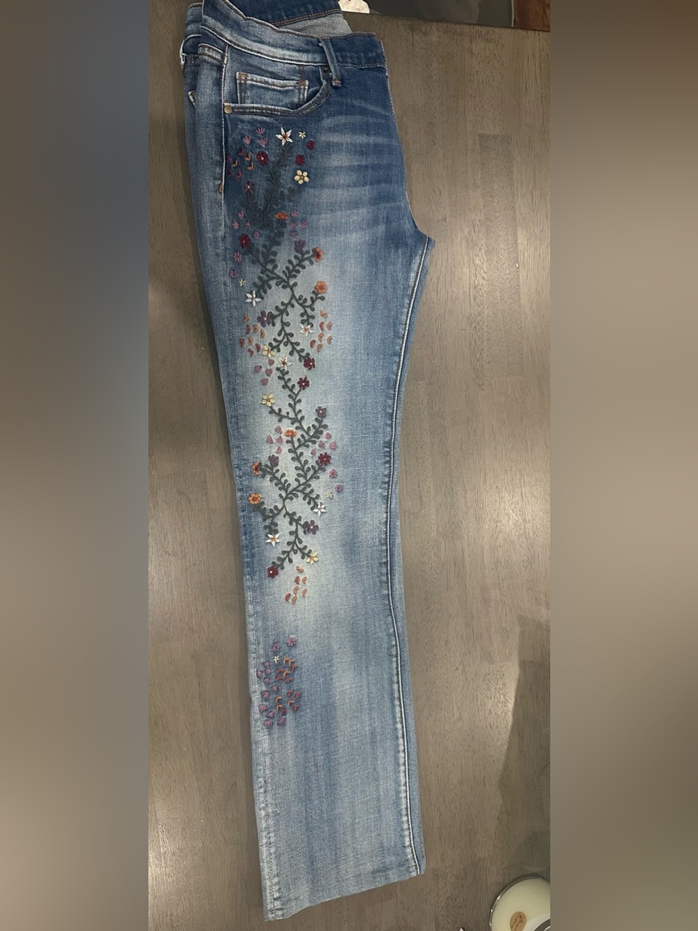 DRIFTWOOD Kelly Strawberry Blossom EMBROIDERED Jeans Size 26 - Picture 3 of 8